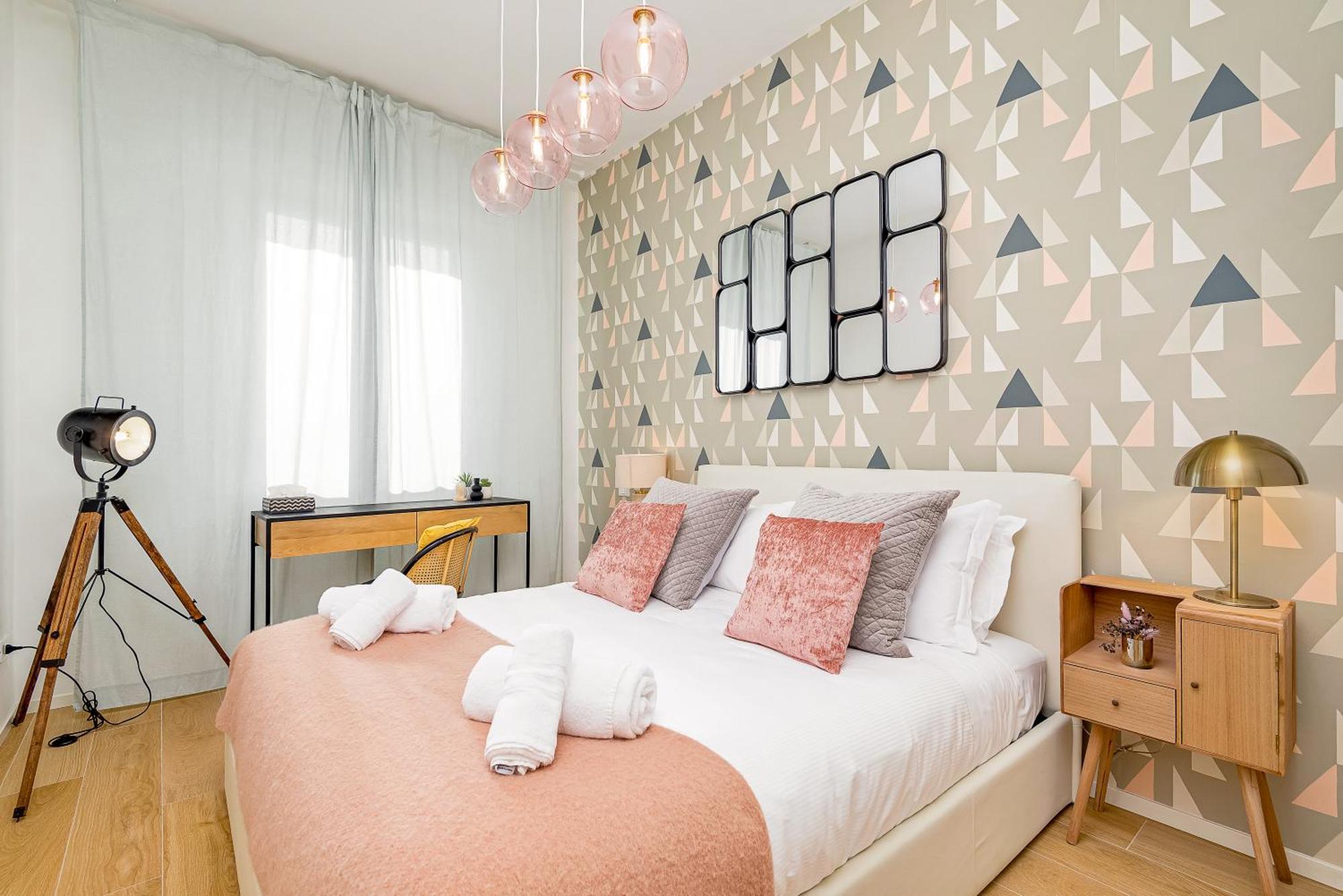 Bauhaus - Sleepwithme - Free Parking - Free Braeakfast - Very Friendly Staff Leilighet *